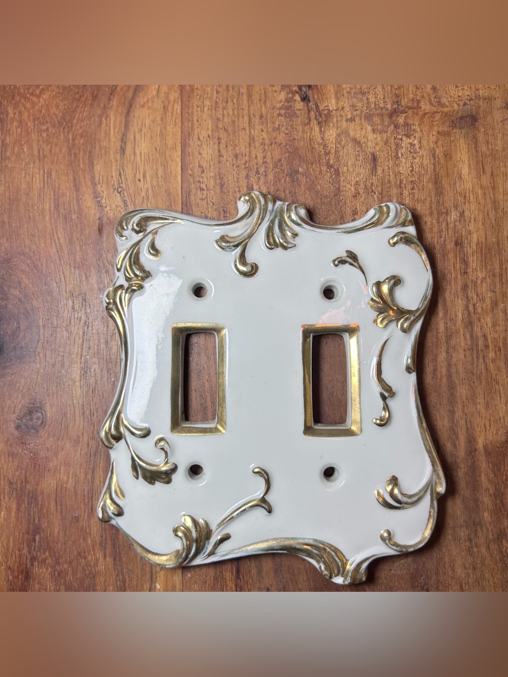 Vintage Ceramic Double Light Switch Cover Victorian Style with Gold Detail